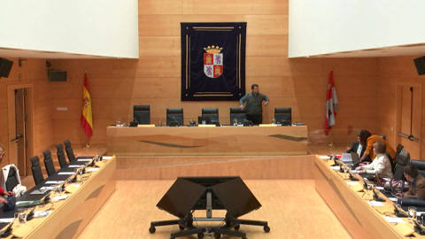 Comisión de Economia y Hacienda - 649 M