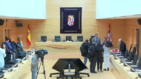 Comisión de Economia y Hacienda - 651 M